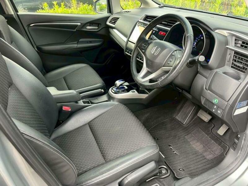 FIT HYBRID