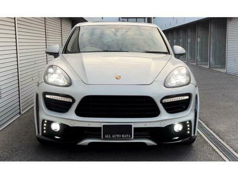 CAYENNE