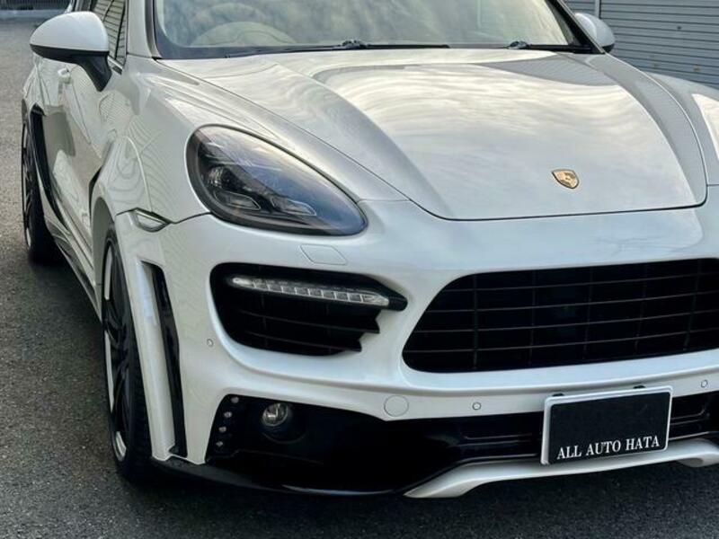 CAYENNE