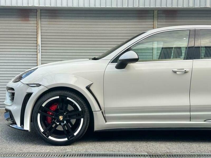 CAYENNE