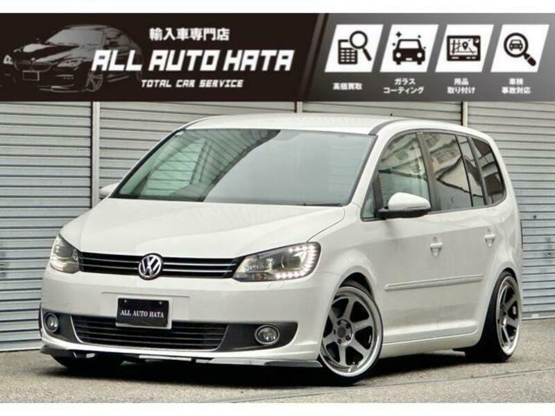 VOLKSWAGEN GOLF TOURAN