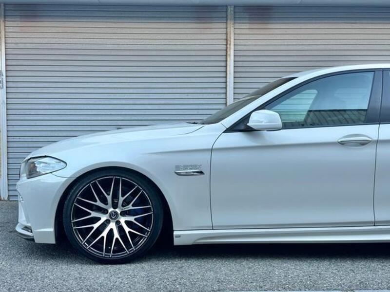 5 SERIES