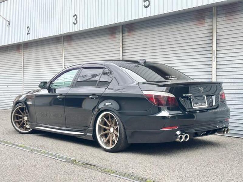 5 SERIES