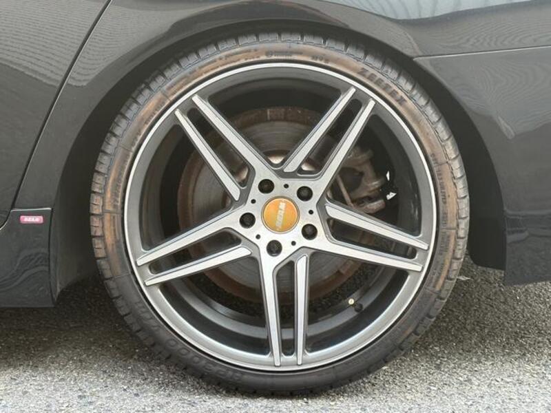 5 SERIES