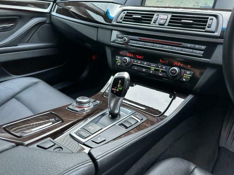 5 SERIES