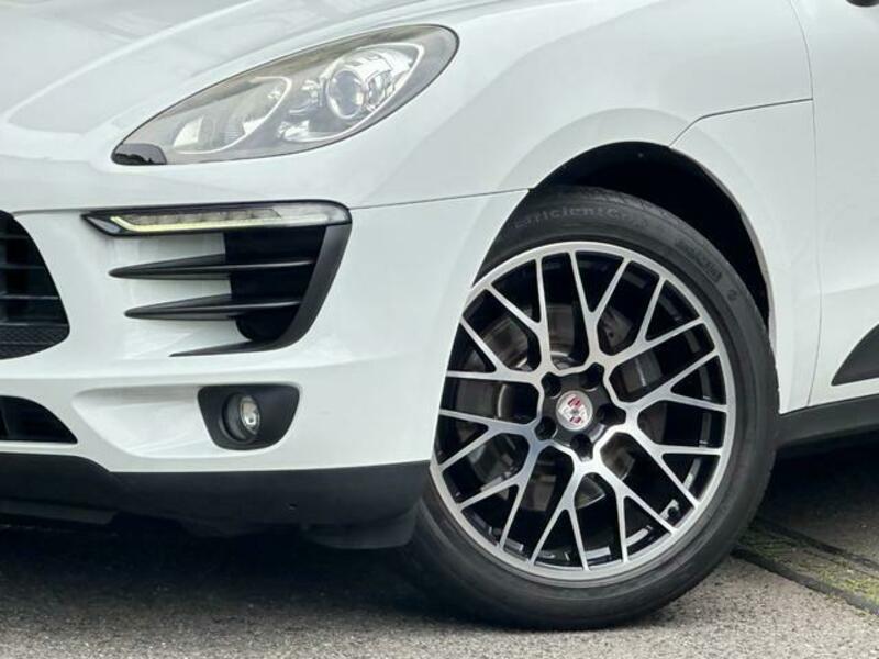 MACAN