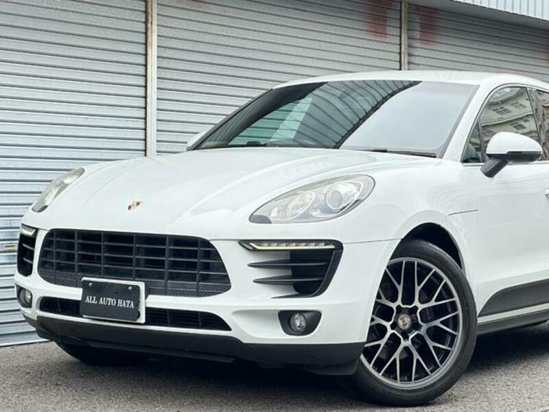 MACAN