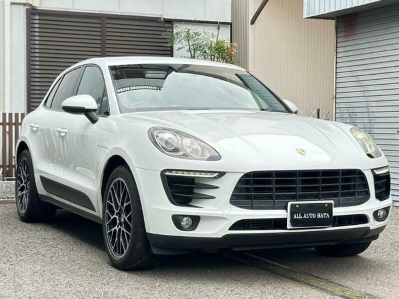 MACAN