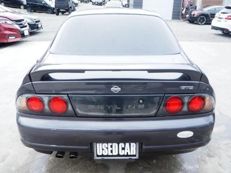SKYLINE