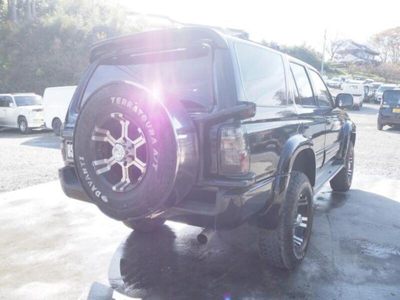 HILUX SURF