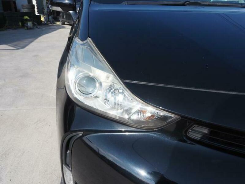 PRIUS ALPHA