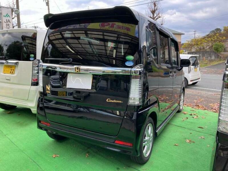 N BOX CUSTOM