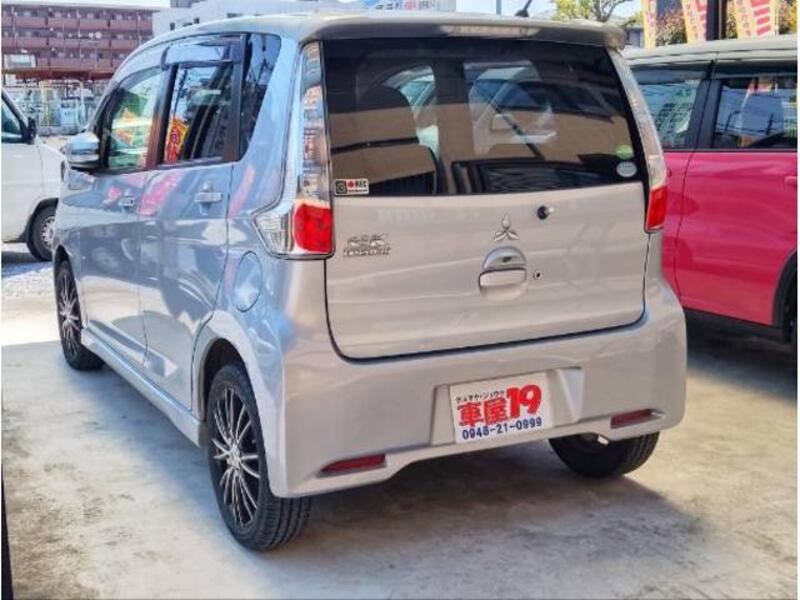 EK CUSTOM