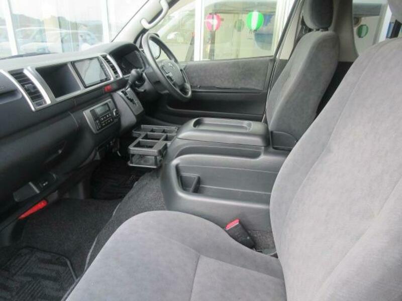 HIACE WAGON