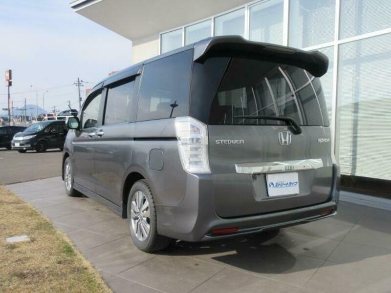 STEPWAGON SPADA