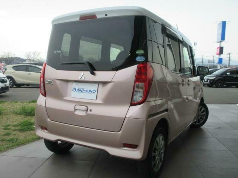 EK SPACE