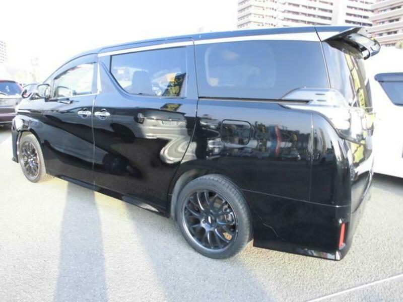 VELLFIRE