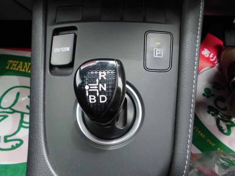 AURIS