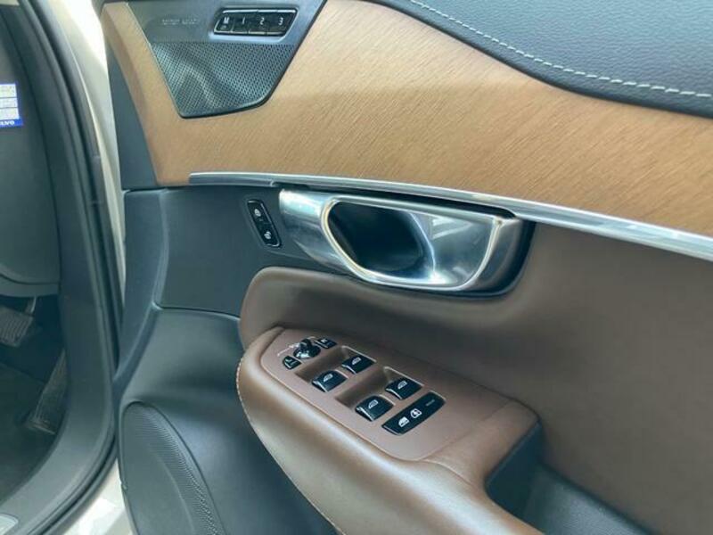 XC90