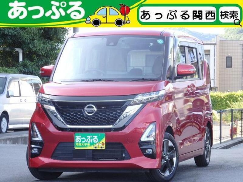 NISSAN ROOX