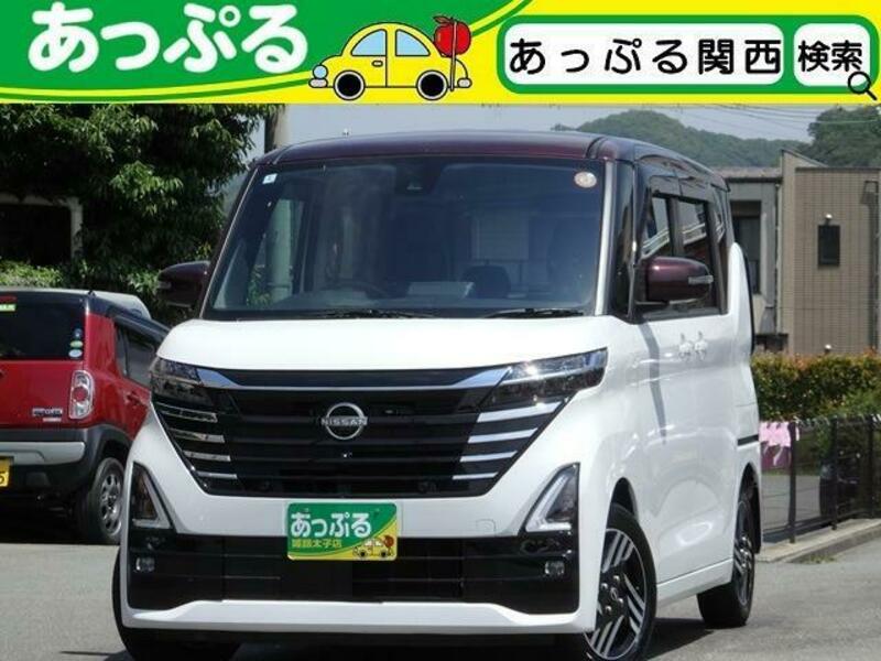 NISSAN ROOX