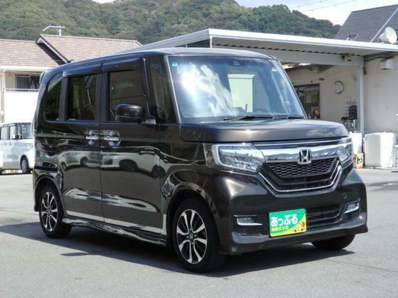 N BOX CUSTOM