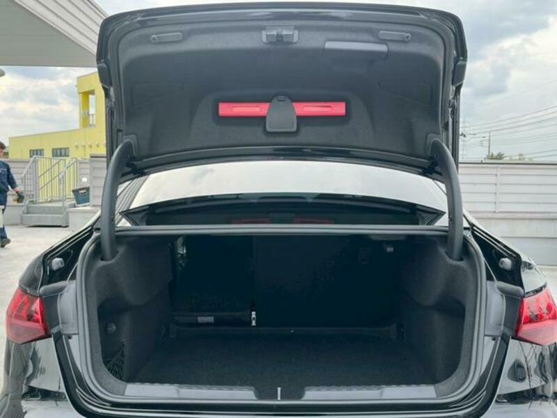 A3 SEDAN