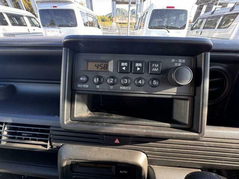 N-VAN