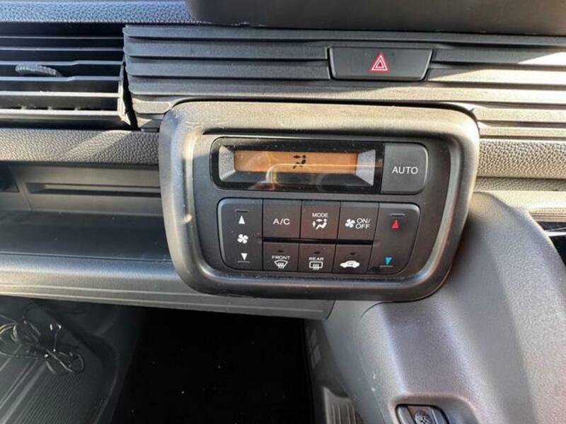 N-VAN