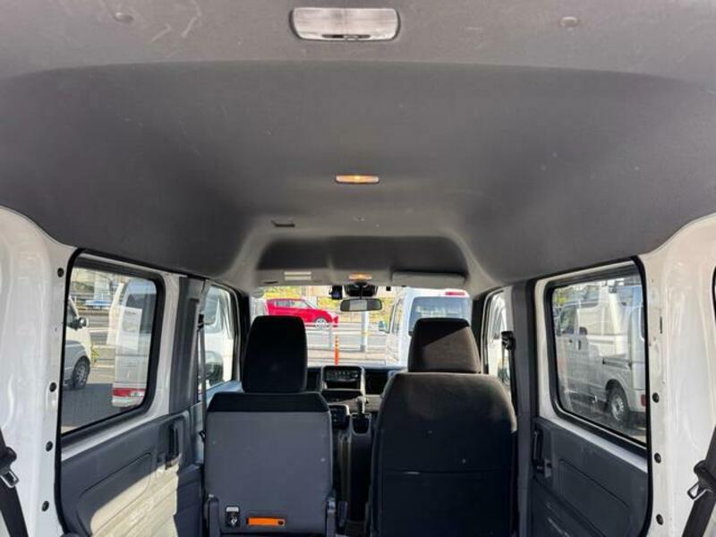N-VAN