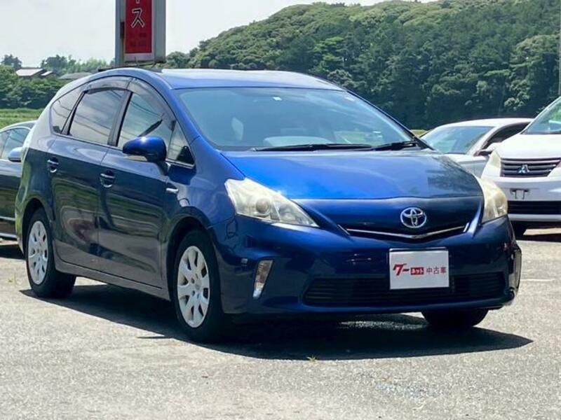 PRIUS ALPHA