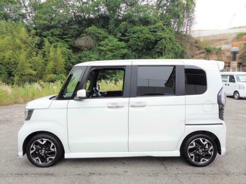 N BOX CUSTOM
