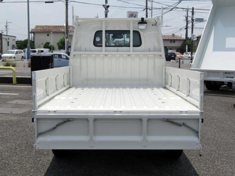 TOWNACE TRUCK