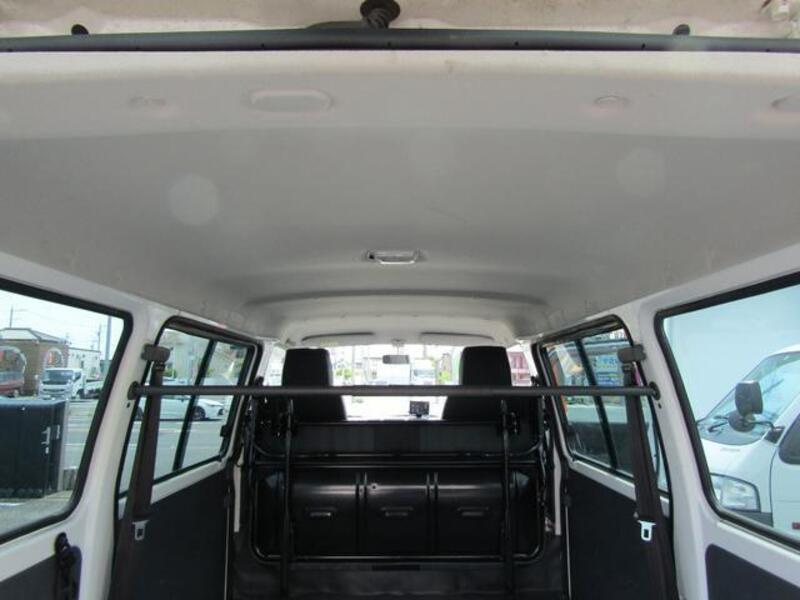 BONGO VAN