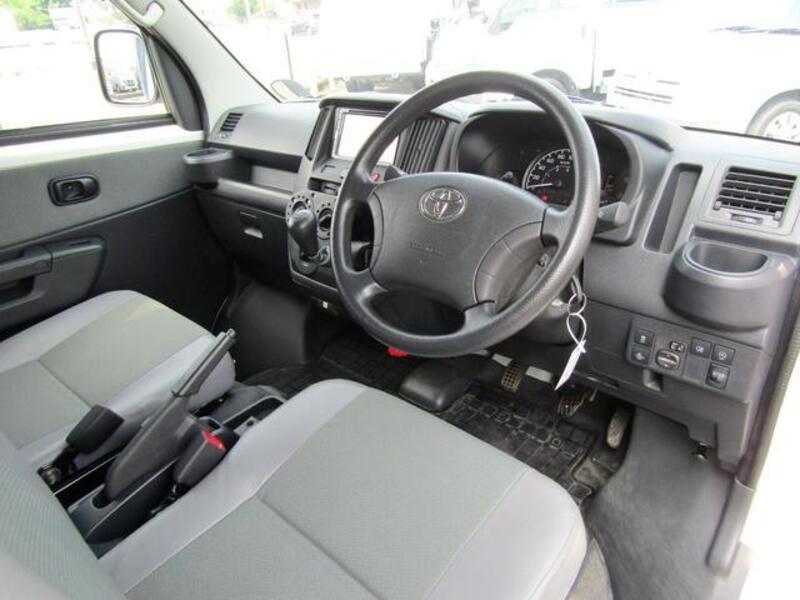 TOWNACE TRUCK