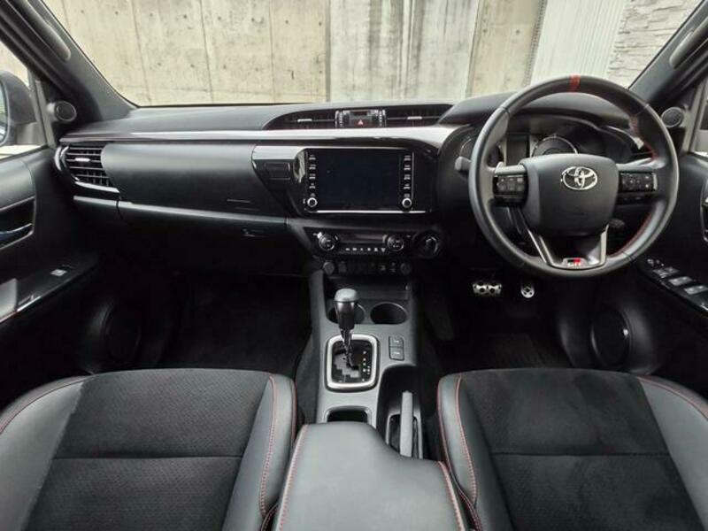 HILUX