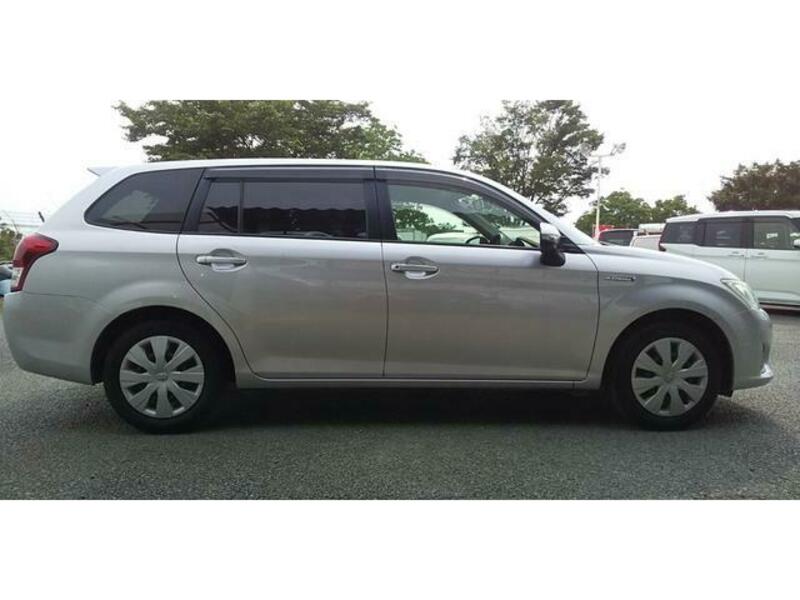 COROLLA FIELDER