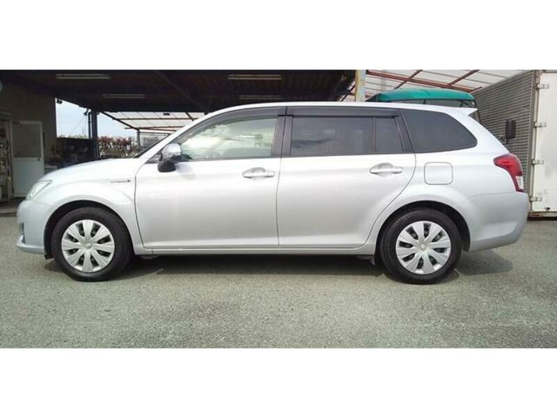 COROLLA FIELDER