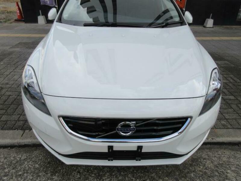 V40
