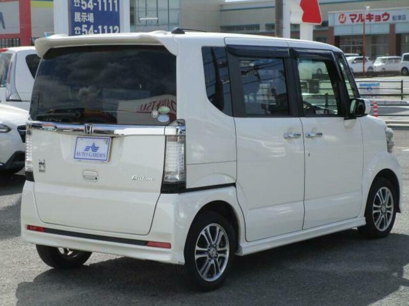 N BOX CUSTOM