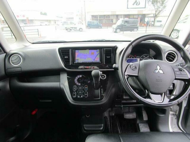 EK SPACE CUSTOM