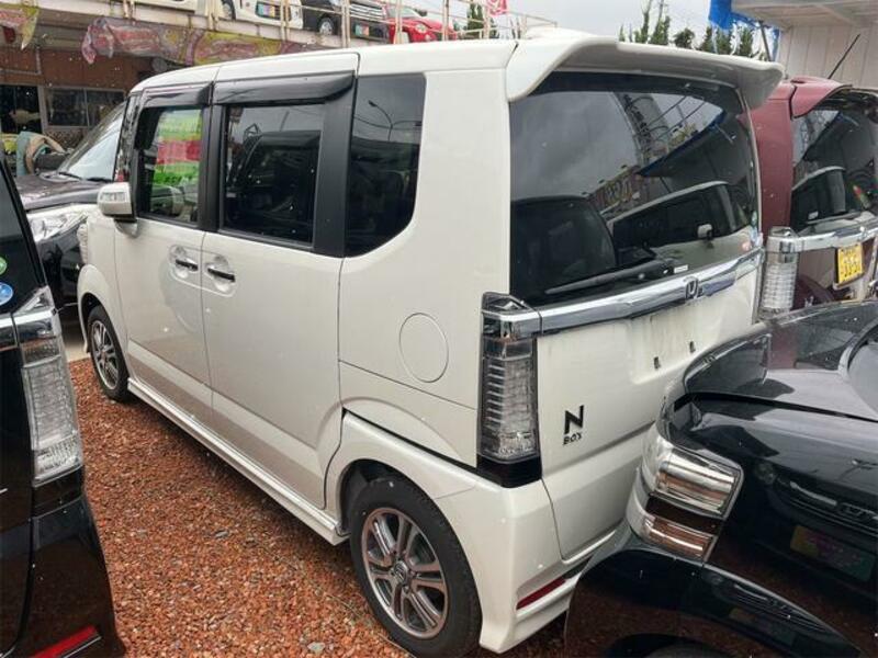 N BOX CUSTOM