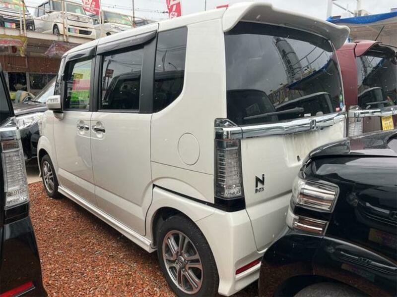N BOX CUSTOM