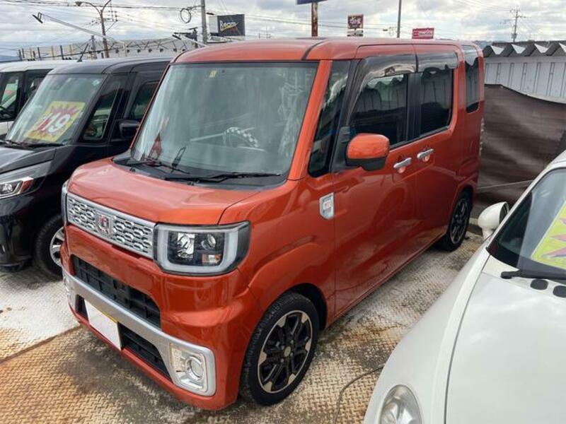 DAIHATSU WAKE