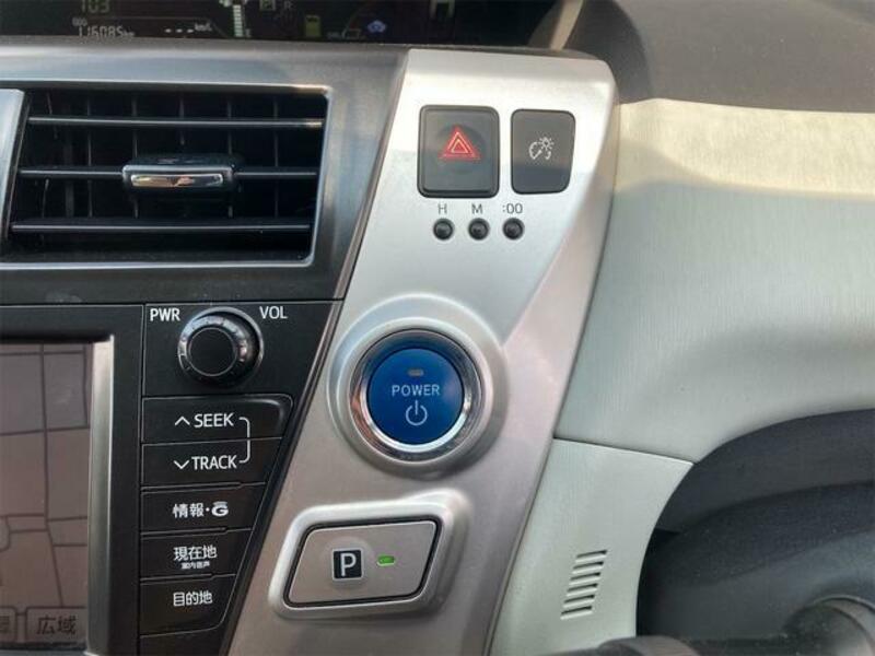 PRIUS ALPHA