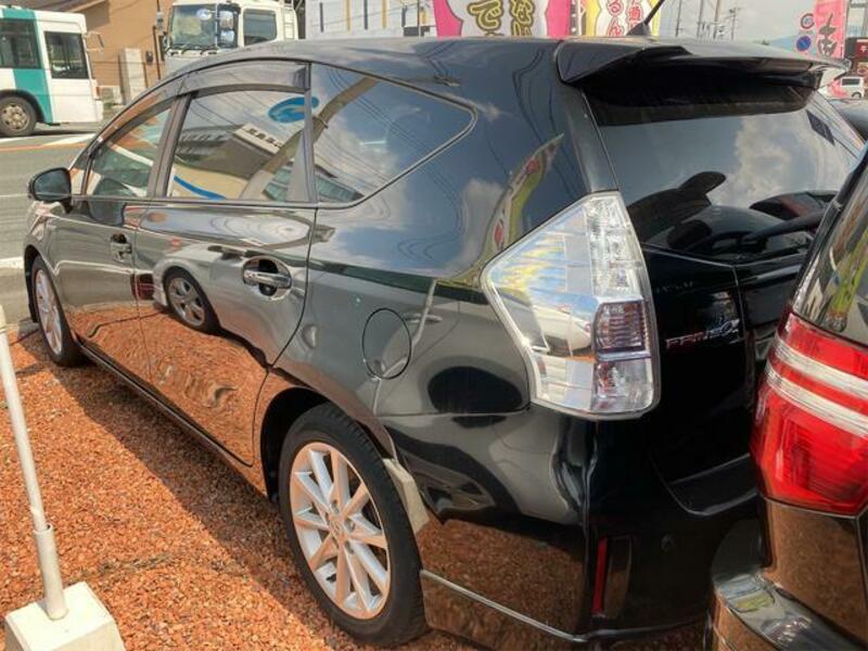 PRIUS ALPHA