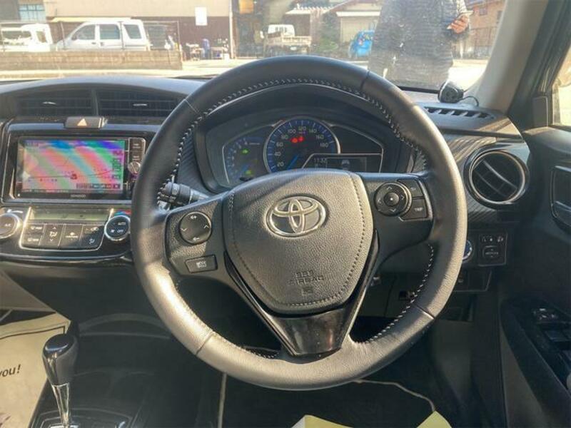 COROLLA FIELDER