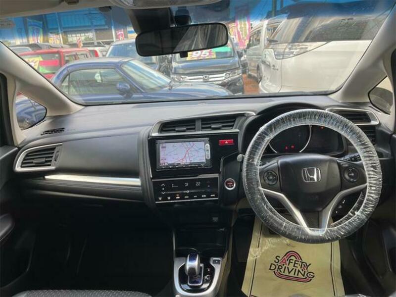 FIT HYBRID