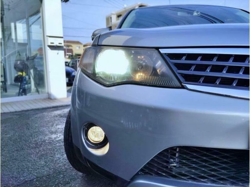 OUTLANDER