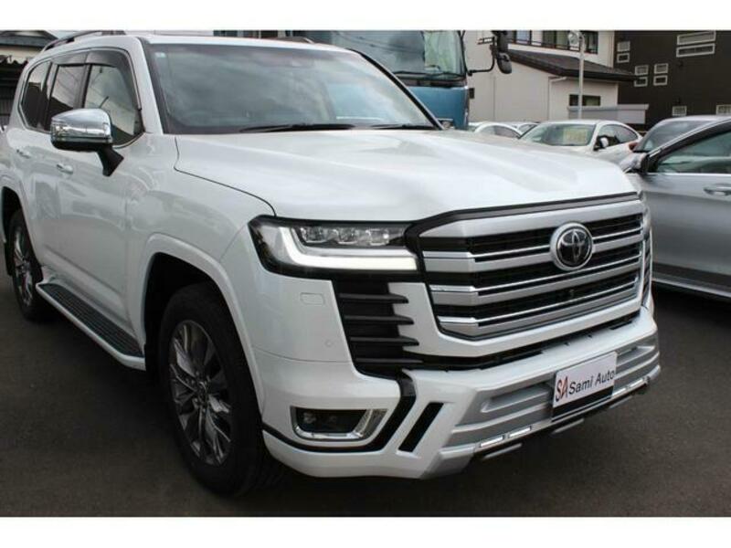 LAND CRUISER